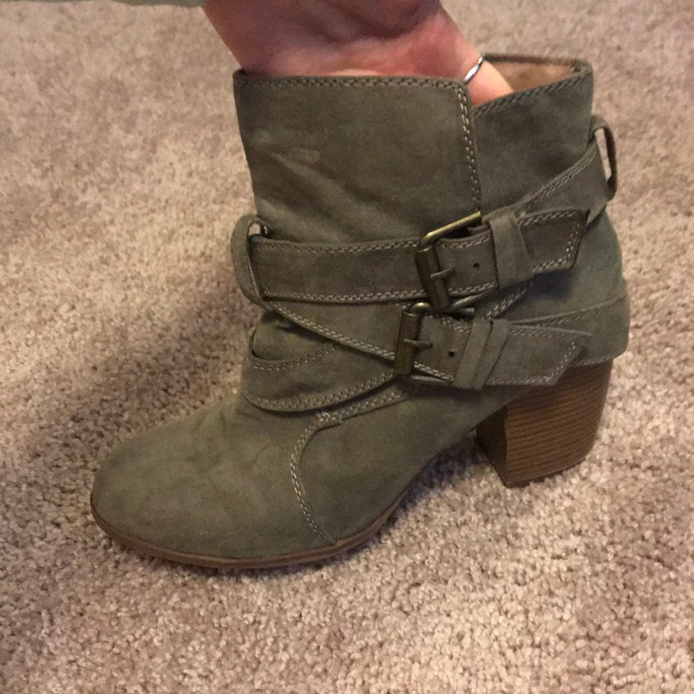 Ankle booties